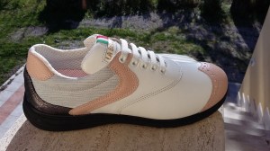 Hannelores Variation: Damen, Hawaii mit schwarzer Sohle