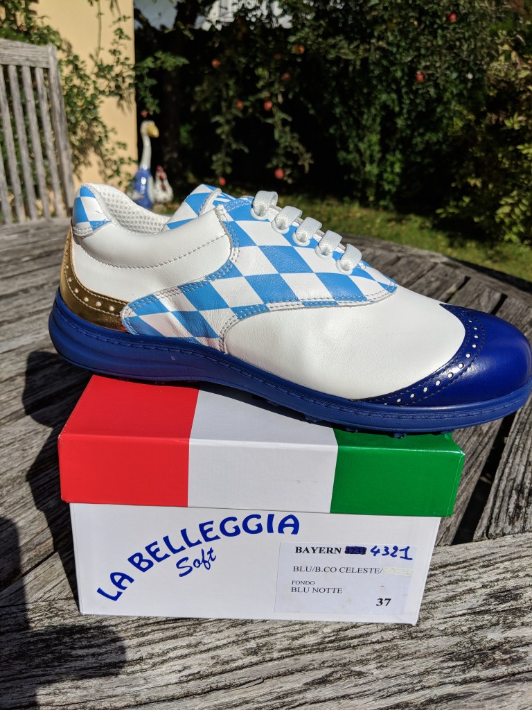 37 Bayern 4321, blau, gold hinten