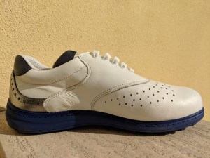 Bahamas: Weiß mit Hallux Valgus-Erweiterung