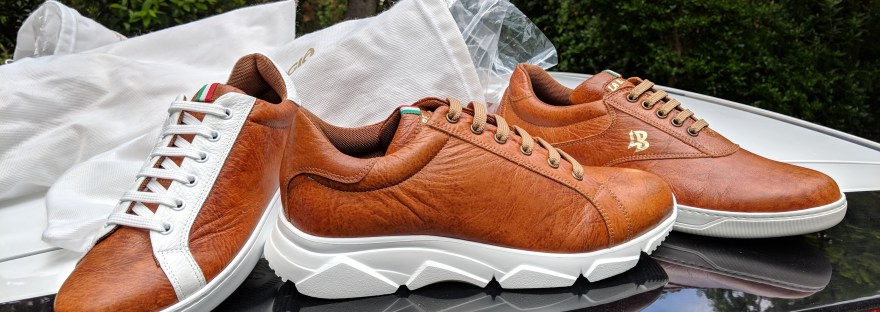 Divano-Schuhe aus altem Sofa-Leder